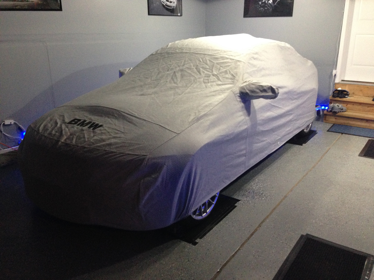 BMW NOAH car cover.