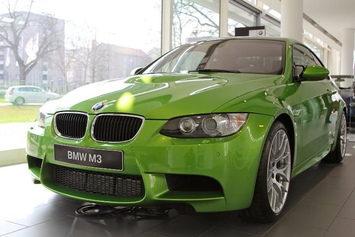 Name:  248-BMW-Individual-M3-E92-Java-Gruen-01.jpg
Views: 2344
Size:  73.8 KB