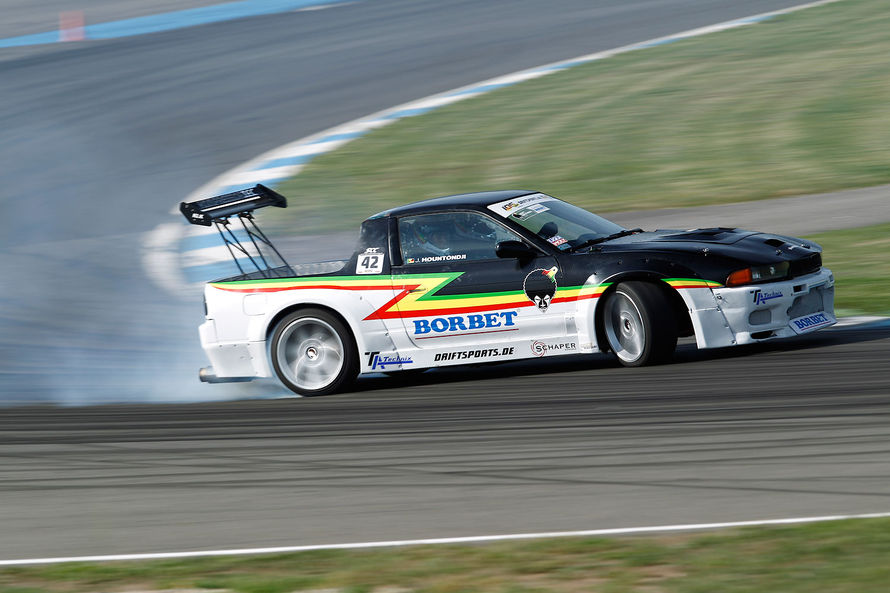 Name:  Dimitrios-Patsatzis-Drifter42DriftChallenge-High-Performance-Days-2012-Hockenheimring-13-fotosho.jpg
Views: 7548
Size:  83.3 KB