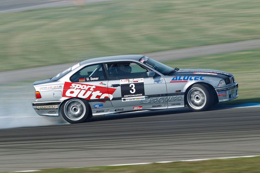 Name:  Uwe-Sener-Drifter3DriftChallenge-High-Performance-Days-2012-Hockenheimring-13-fotoshowImage-5da9.jpg
Views: 6756
Size:  86.8 KB