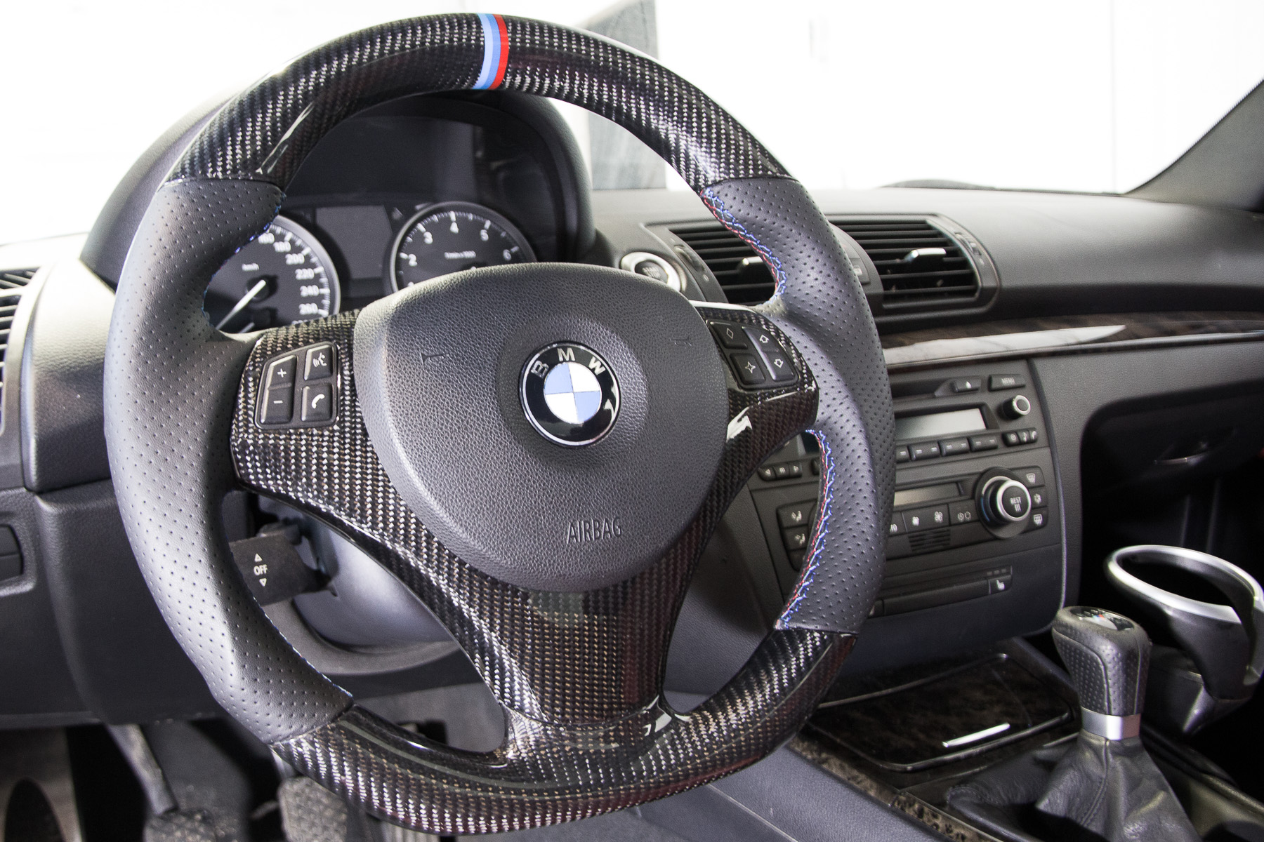 Name:  BMW-E92-cf-steering-wheel-2.jpg
Views: 14459
Size:  683.1 KB