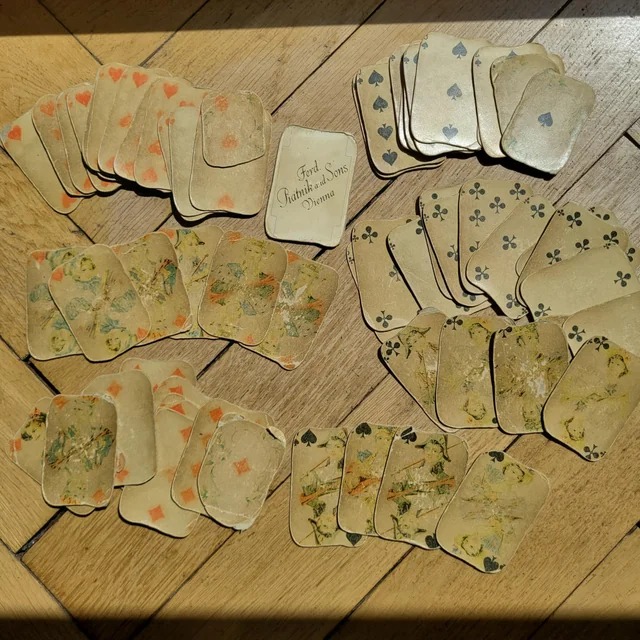 Name:  Playing cards..jpg
Views: 922
Size:  152.3 KB