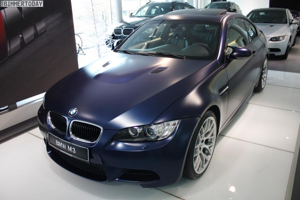 Name:  BMW-Frozen-Dark-Blue-Metallic-M3-E92-01.jpg
Views: 3459
Size:  82.9 KB