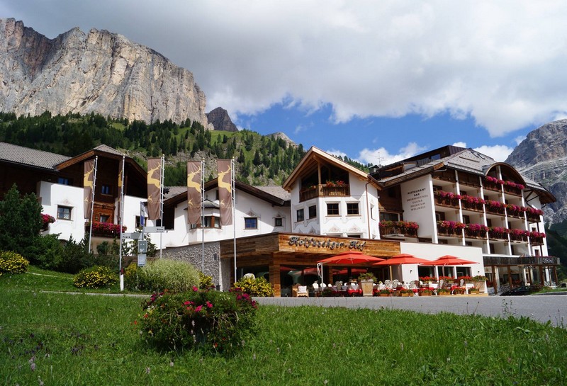 Name:  Sella  Hotel Kolfuschgerhof     10499343_704382849598048_534667051736844303_o.jpg
Views: 26073
Size:  155.6 KB