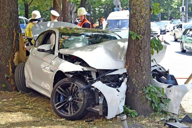 Name:  BMW-M4-Crash.jpg
Views: 216
Size:  86.8 KB