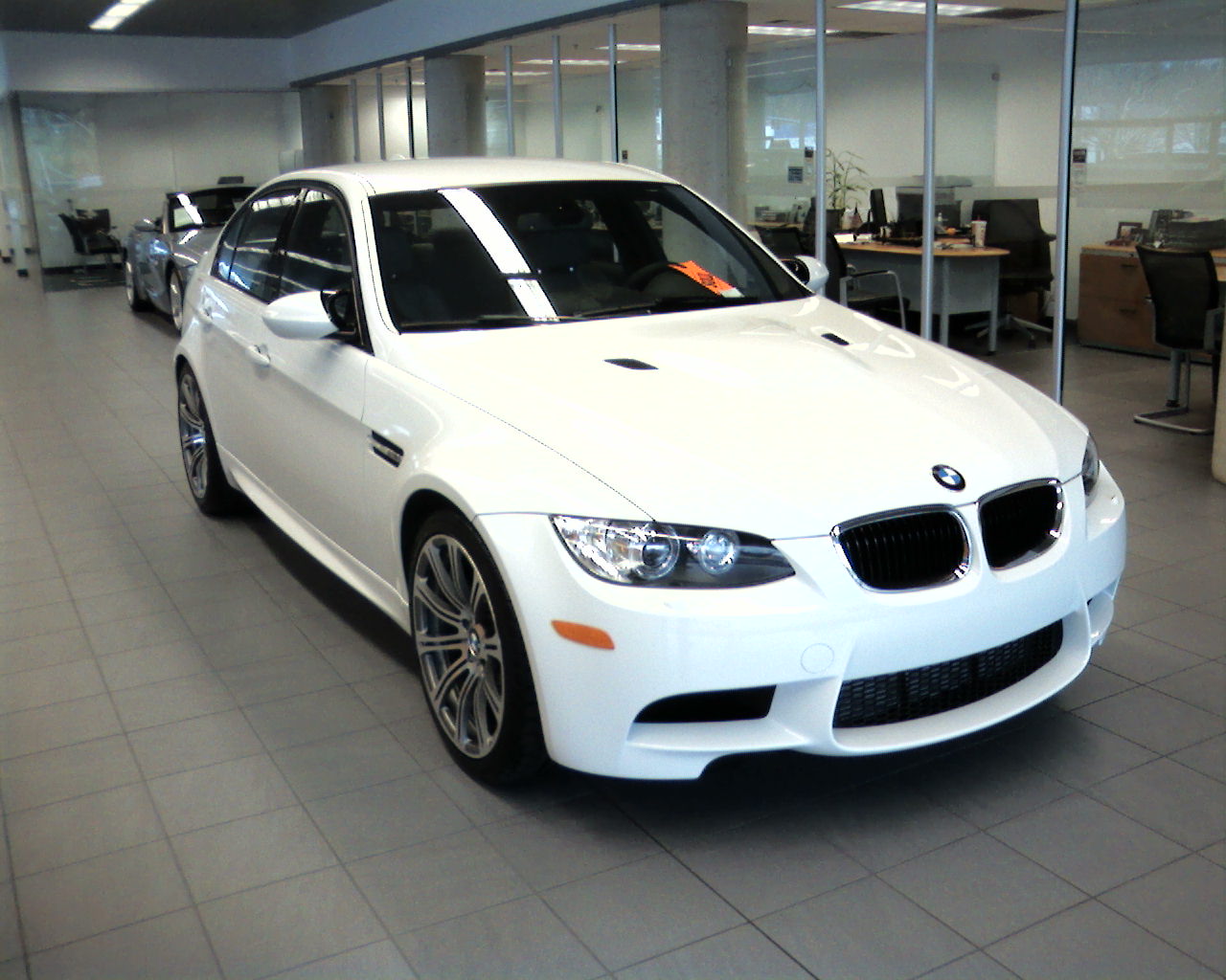 Name:  BMW-M3-28N0v09a.jpg
Views: 272
Size:  169.4 KB