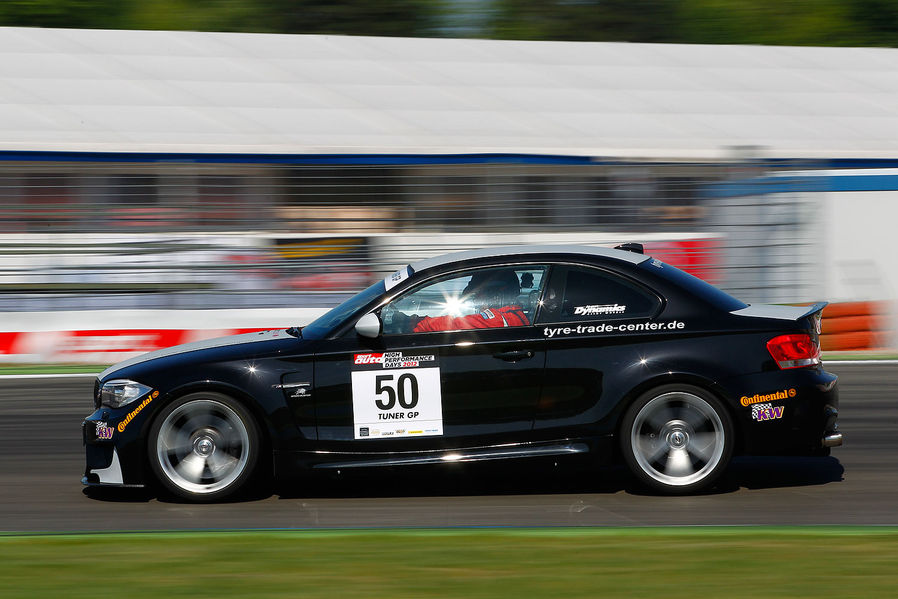 Name:  BMW-1er-M-Coup-TunerGP-2012-High-Performance-Days-2012-Hockenheimring-19-fotoshowImageNew-f7bd0b.jpg
Views: 2497
Size:  91.0 KB