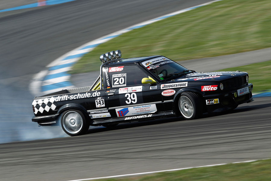 Name:  Dimitri-Lust-Drifter39DriftChallenge-High-Performance-Days-2012-Hockenheimring-19-fotoshowImageN.jpg
Views: 2506
Size:  94.6 KB