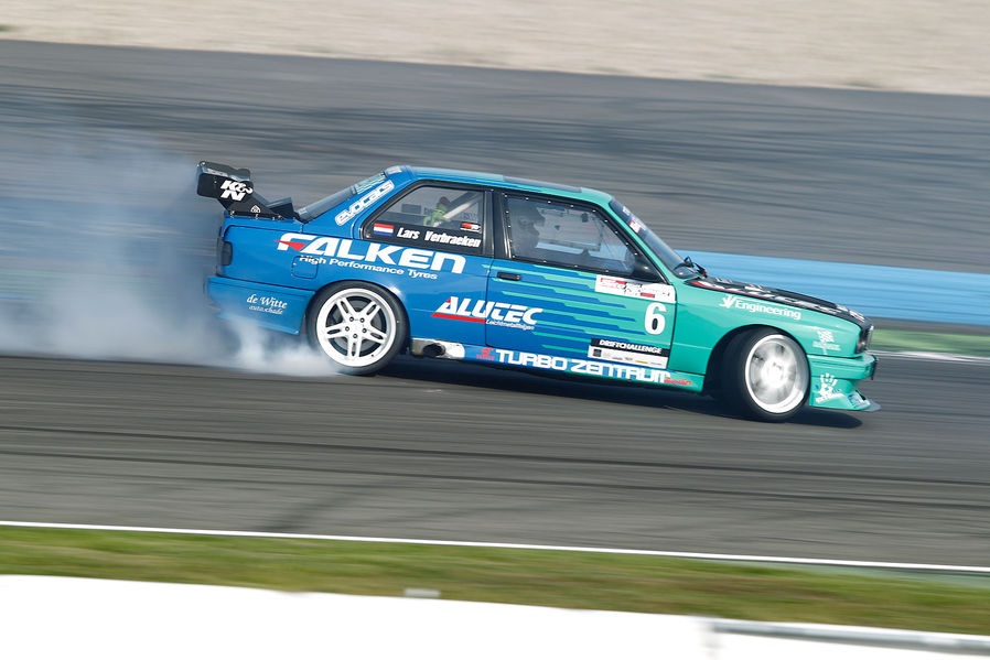 Name:  Lars-Verbraeken-Drifter6DriftChallenge-High-Performance-Days-2012-Hockenheimring-19-fotoshowImag.jpg
Views: 2382
Size:  88.6 KB