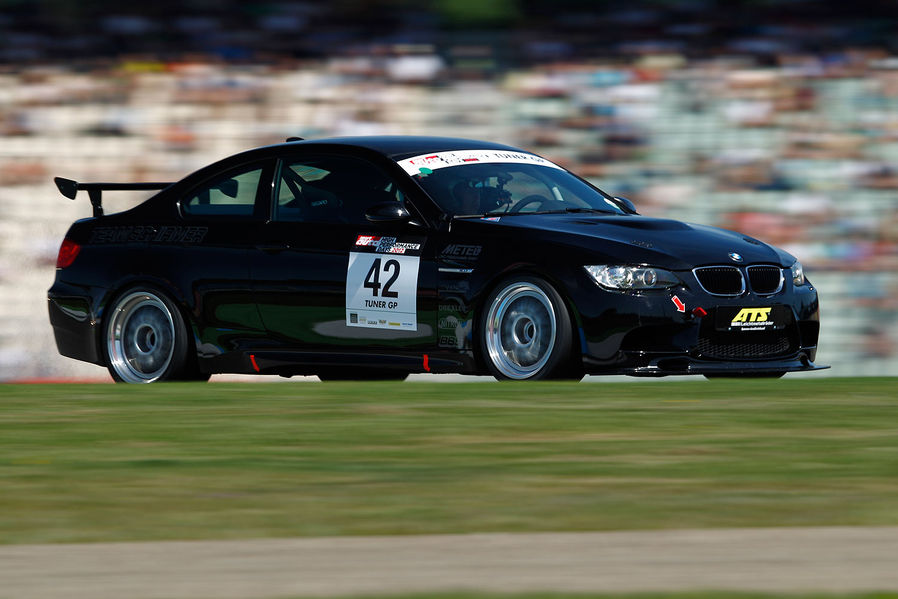 Name:  BMW-E92-M3-TunerGP-2012-High-Performance-Days-2012-Hockenheimring-19-fotoshowImageNew-cc3ae2a-59.jpg
Views: 2416
Size:  78.9 KB