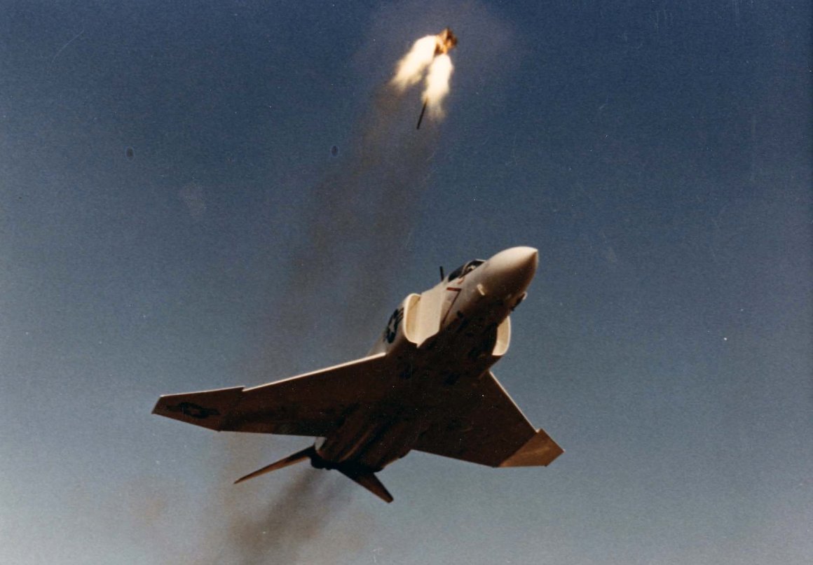 Name:  F-4S_Phantom_ejection_seat_test_1985.jpg
Views: 2808
Size:  99.6 KB