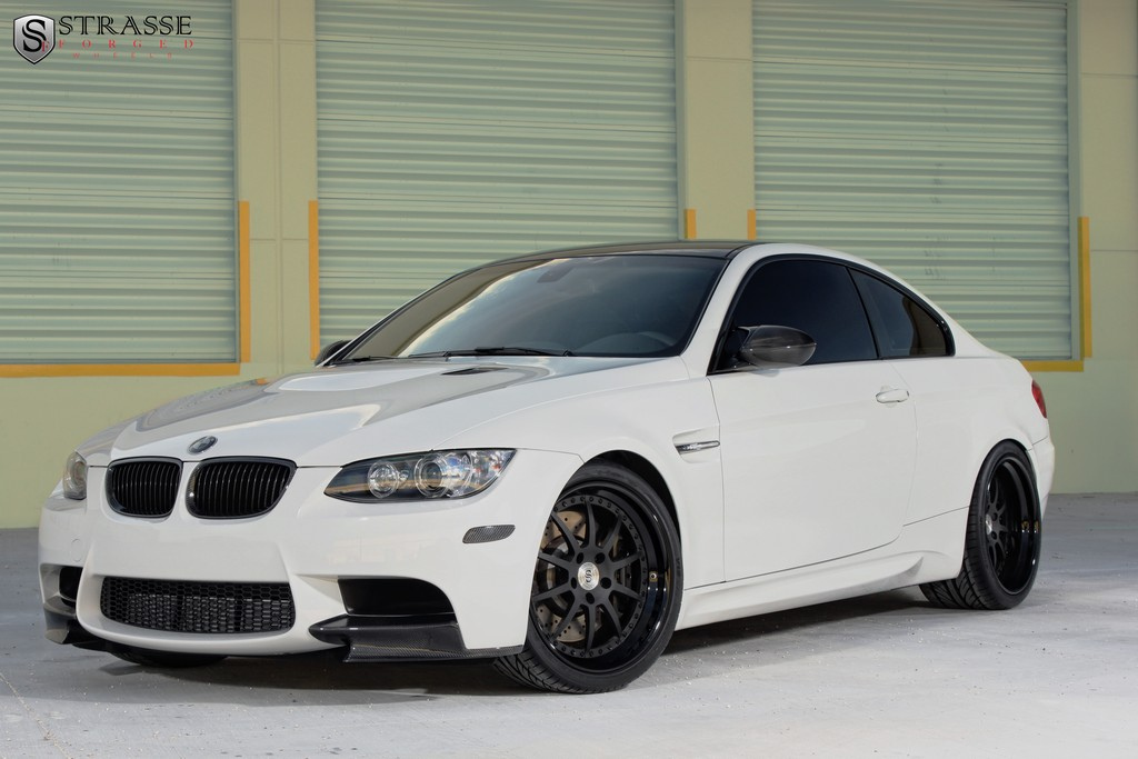 Name:  CarbonBMW69-3.jpg
Views: 5477
Size:  185.3 KB