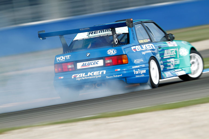 Name:  Remmo-Niezen-Drifter1DriftChallenge-High-Performance-Days-2012-Hockenheimring-13-fotoshowImage-1.jpg
Views: 7255
Size:  83.2 KB