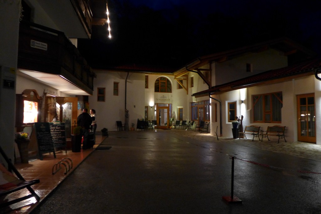 Name:  SchlossBlick Hotel near Kufstein, AustriaP1000934.jpg
Views: 13288
Size:  140.4 KB
