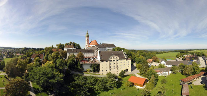 Name:  Kloster Andrechs mdb_109617_kloster_andechs_panorama_704x328.jpg
Views: 26426
Size:  59.1 KB