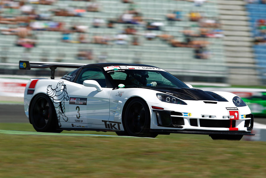 Name:  Corvette-ZR1-TunerGP-2012-High-Performance-Days-2012-Hockenheimring-19-fotoshowImageNew-2a944529.jpg
Views: 2513
Size:  94.7 KB