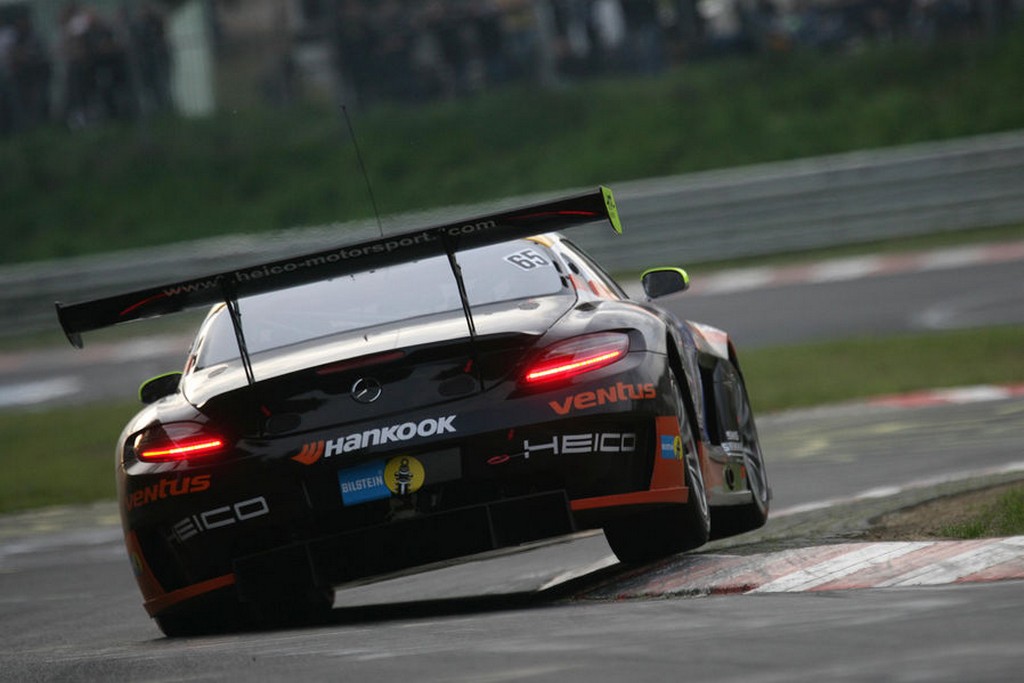 Name:  24h-Nuerburgring-2012-Highlights-19-fotoshowImageNew-1f6f4884-596621.jpg
Views: 6726
Size:  101.6 KB