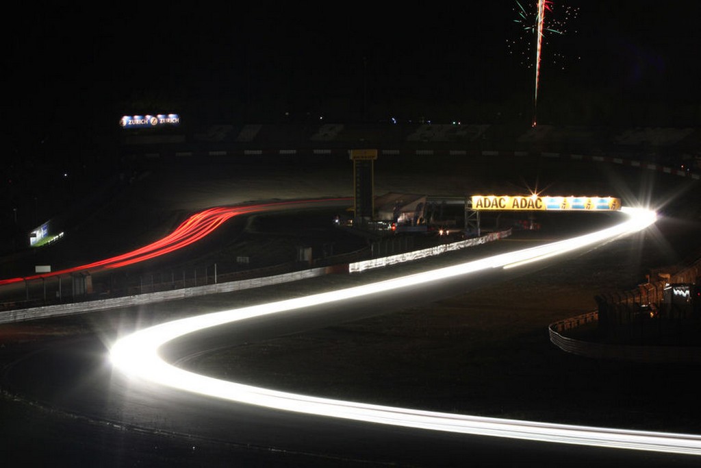 Name:  24h-Nuerburgring-2012-Highlights-19-fotoshowImageNew-10e85c02-596613.jpg
Views: 6394
Size:  86.9 KB